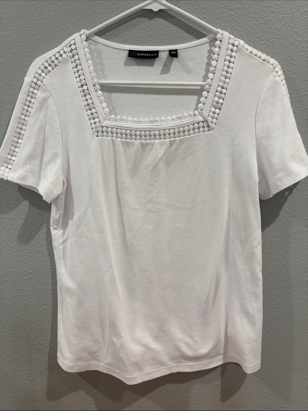 Rafaella White Square Lace-Trim Short Sleeve Tee
